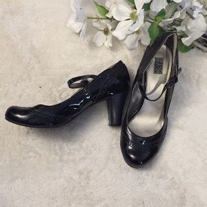 [Trend Report] black heels